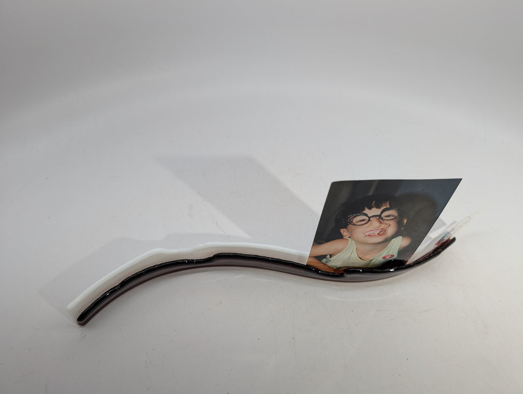 Curvy Photo Holder
