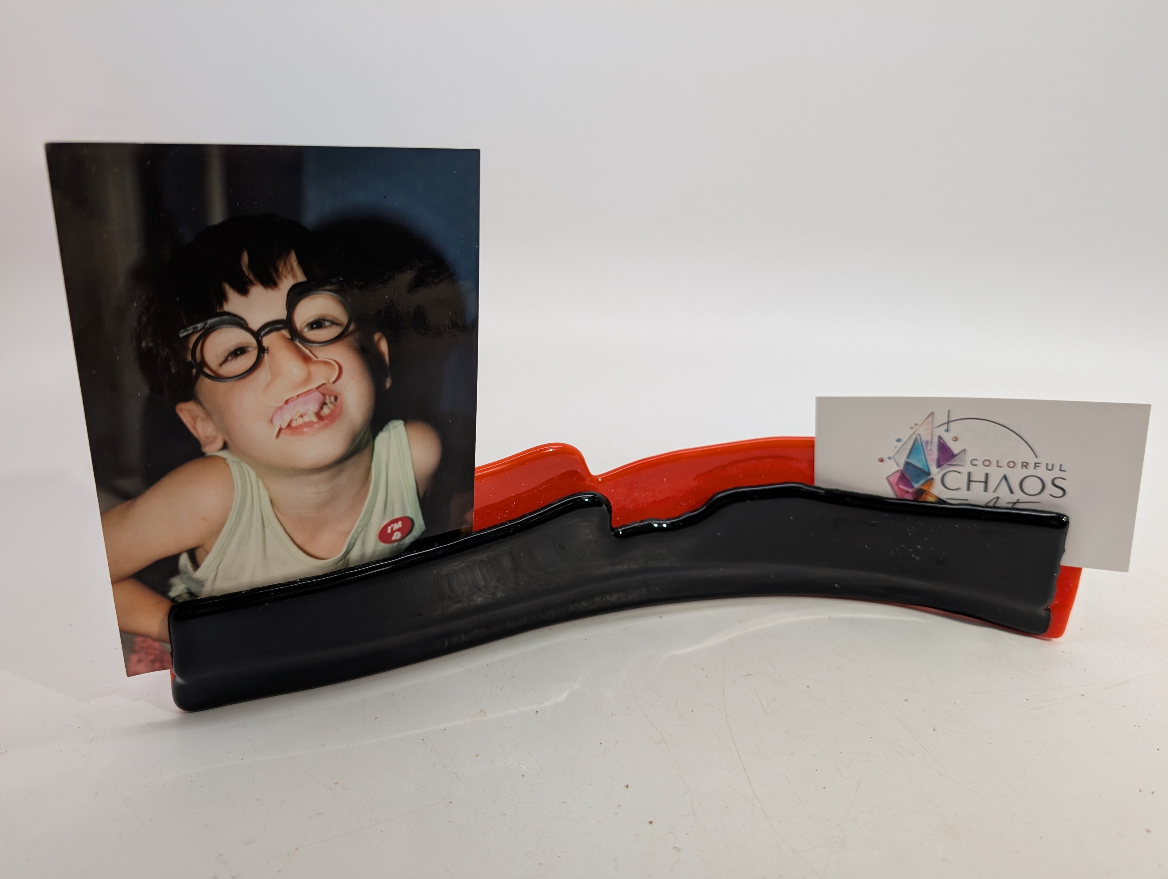 Curvy Photo Holder